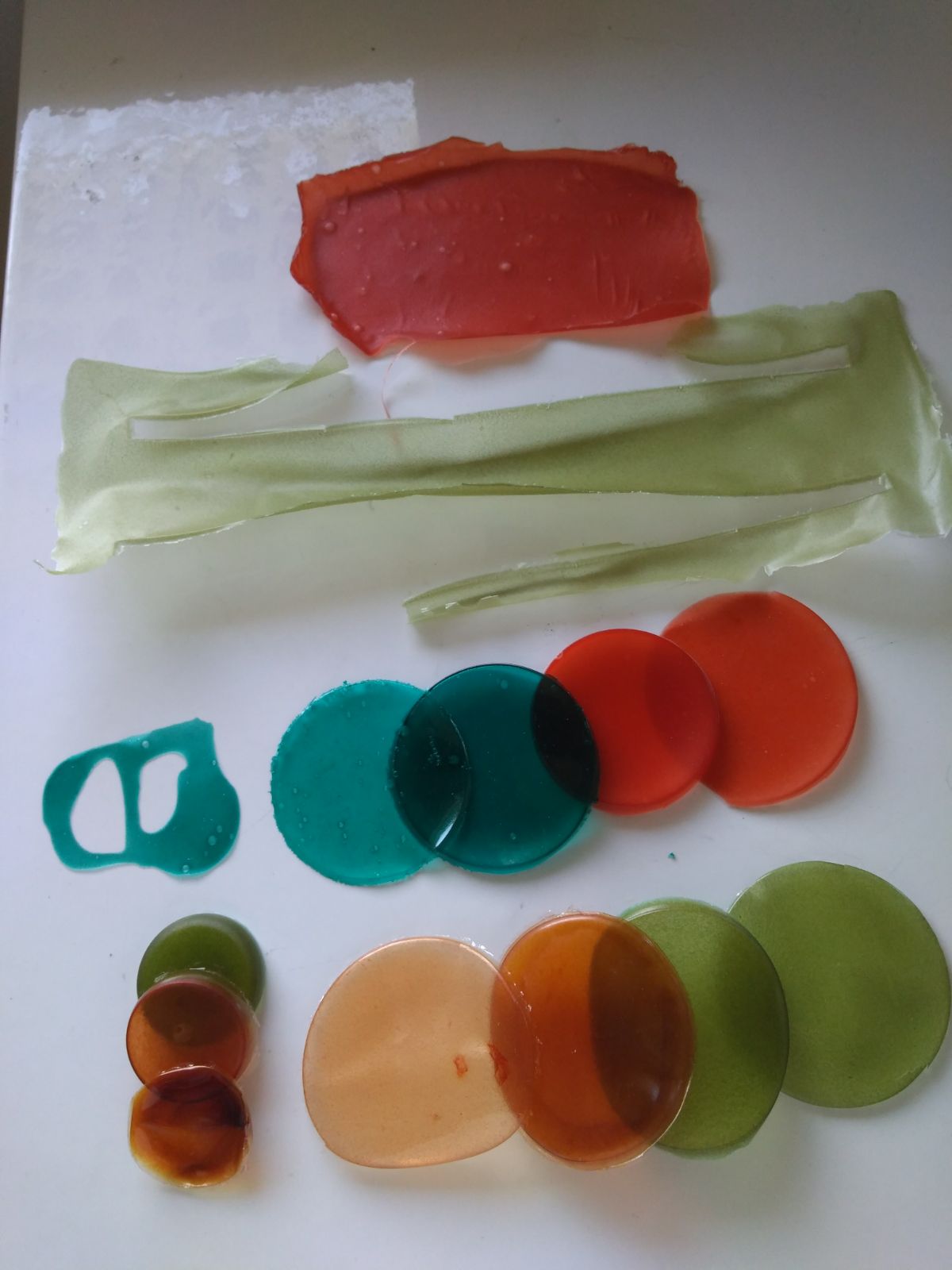 Cook your plastic ! Fabriquez votre propre plastique à partir de matériaux durables project image