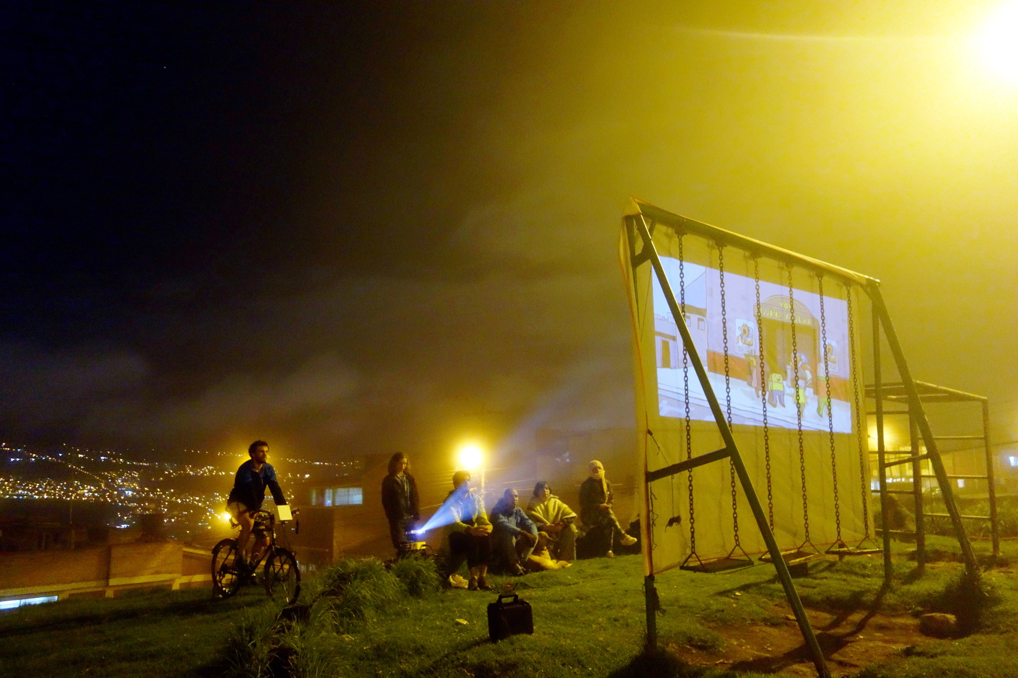 Cinécyclo - vélo-projections itinérantes et autonomes en énergie project image